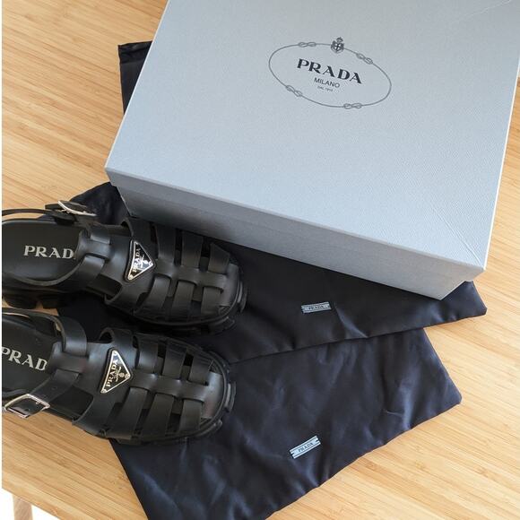 PRADA Monolith Black Rubber Buckle Sandals, size 37/US 7 - Picture 4 of 10